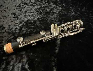 Photo Selmer USA Signet 100 Student Wood Clarinet, Serial #252647 – Ready To Play!